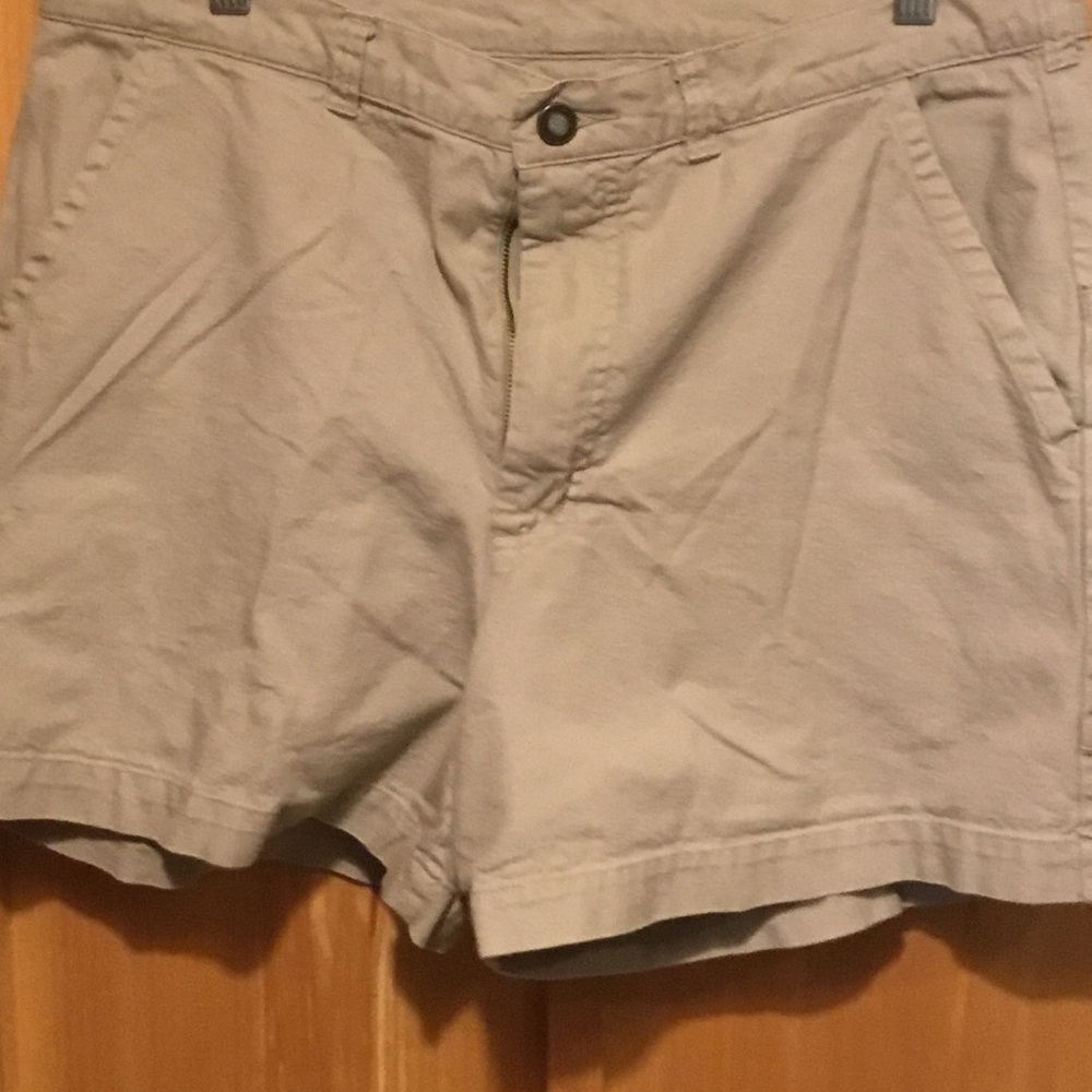 Vintage Patagonia Stand Up shorts 
Style 57224
Like new
Men’s 36”w
5” inseam
